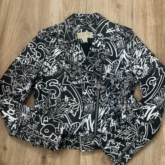 Michael Kors Graffiti Leather Black and White  Leather Moto Jacket SZ Small - Picture 2 of 10